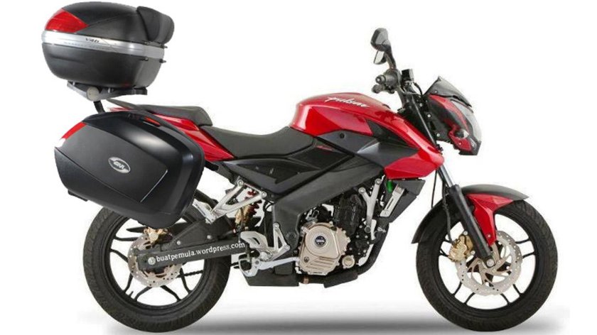 Bajaj Pulsar 180 с кофрами