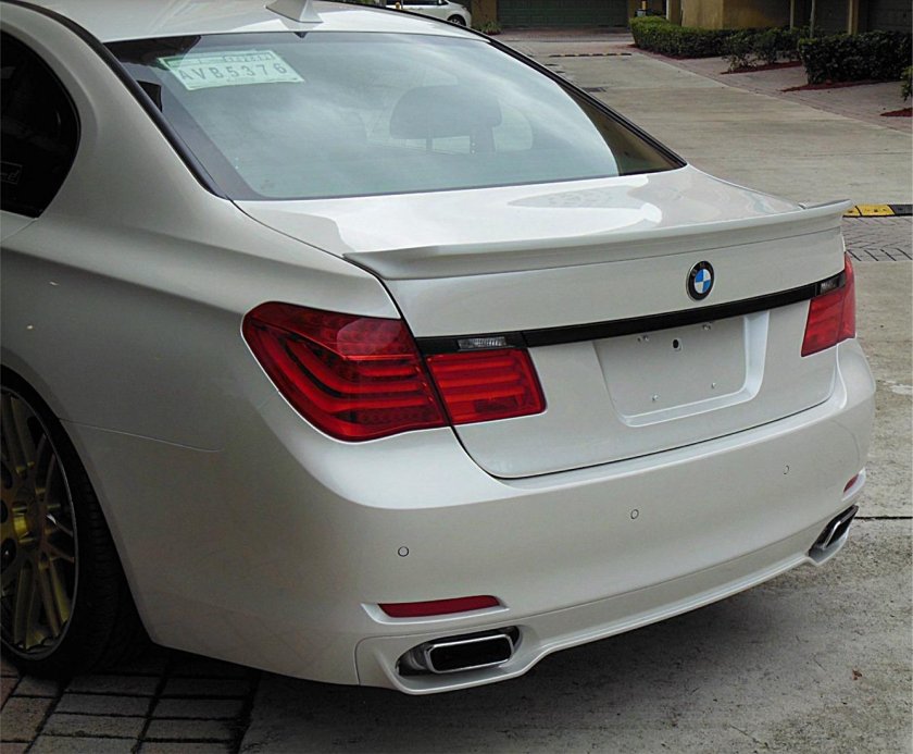 Спойлер BMW f01