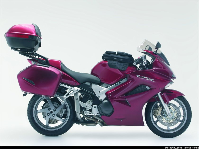 Honda vfr800 мотоцикл