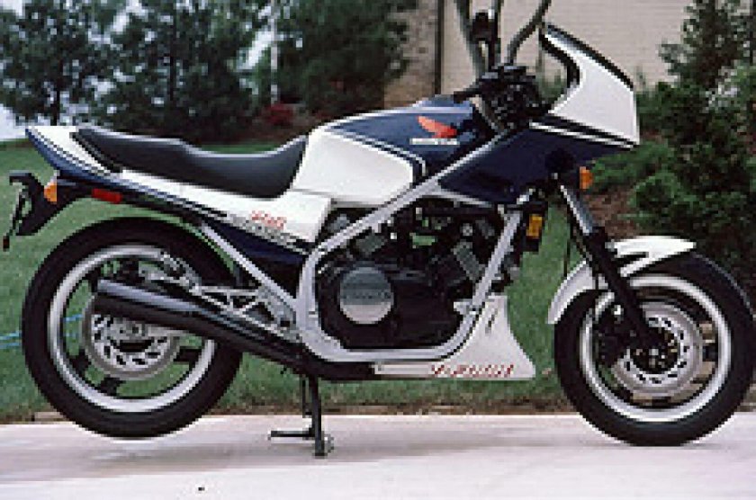 Honda vf750f