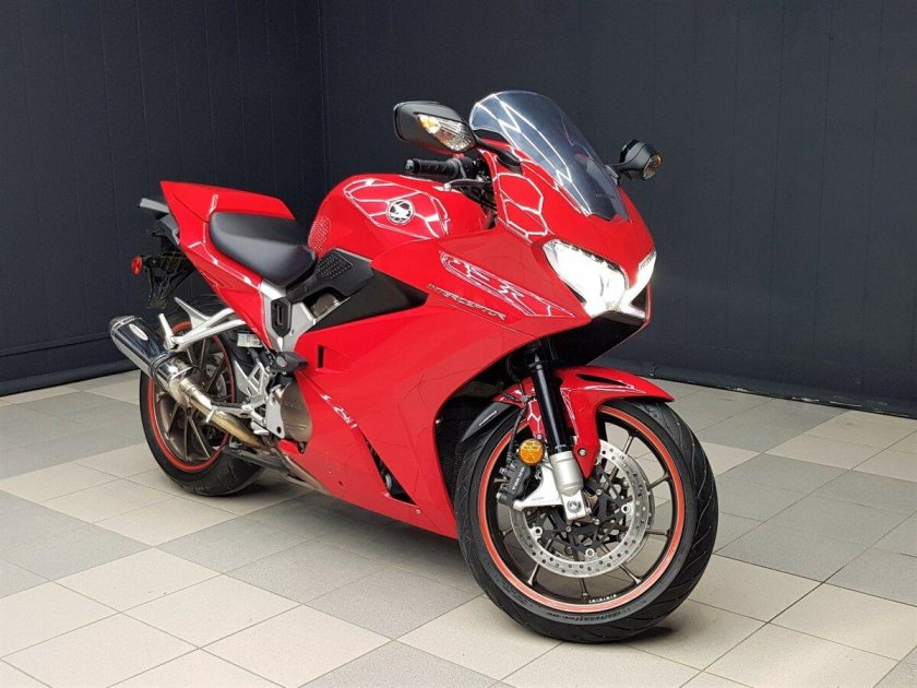 Хонда ВФР 800 2014