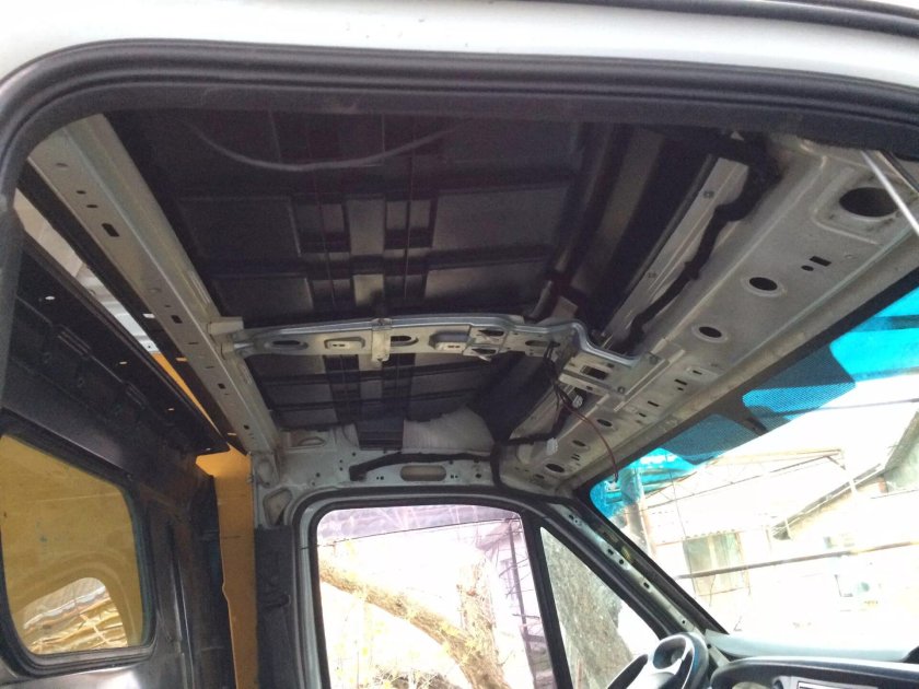 Потолок с полкой на Ивеко Дейли