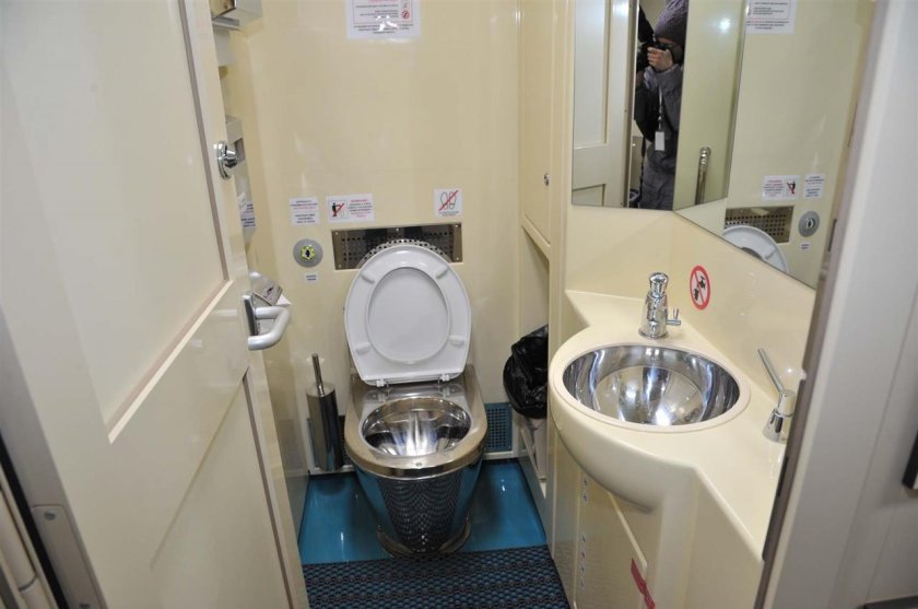 Поезд 050м двухэтажный