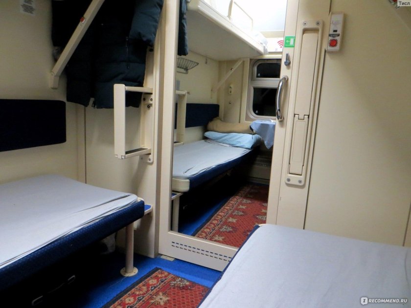 Поезд 050м двухэтажный