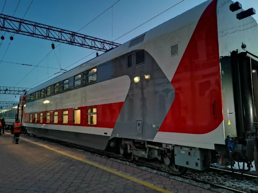 Двухэтажный поезд РЖД Италмас