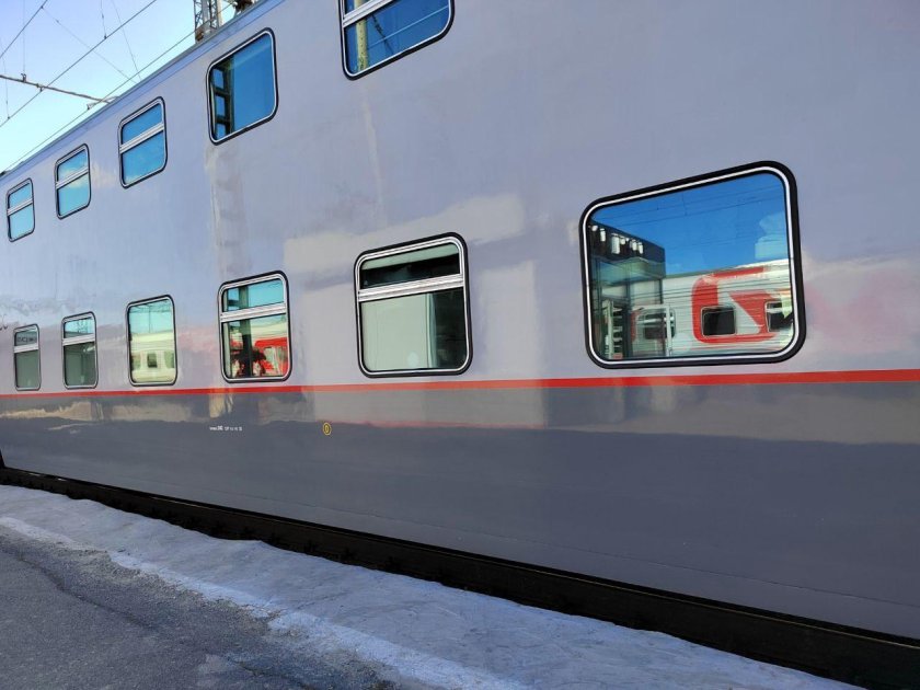 Двухэтажный поезд в Анапу