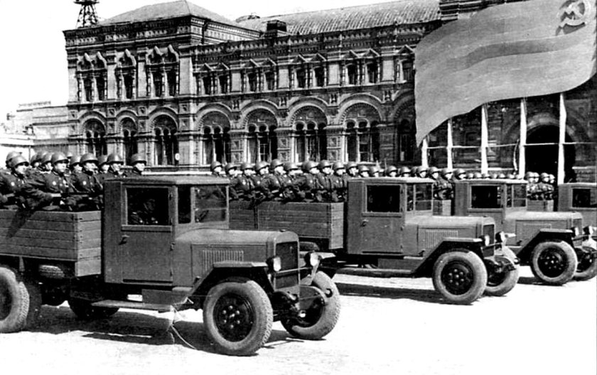 Автомобили ЗИС 1941-1945