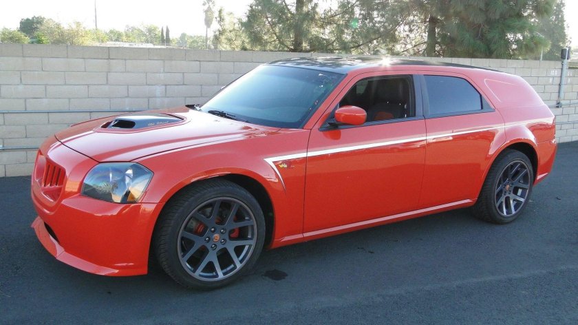 Dodge Magnum r22