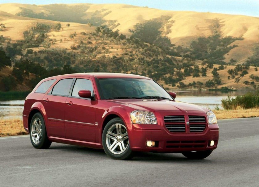 Dodge Magnum 2005