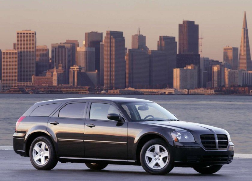 Dodge Magnum 2005