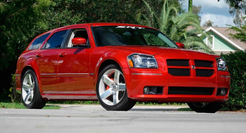 Dodge Magnum srt8 2008