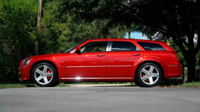 Dodge Magnum 2006