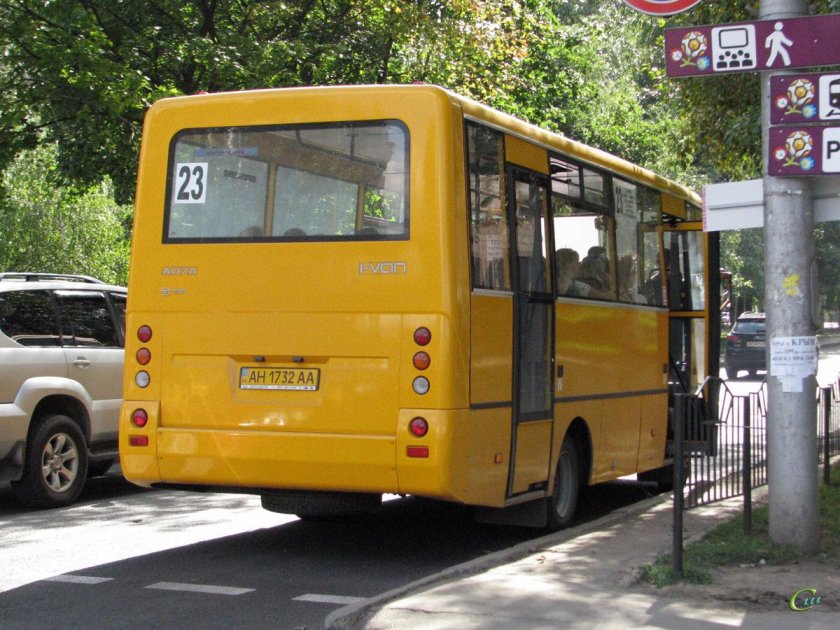 Автобус i-van