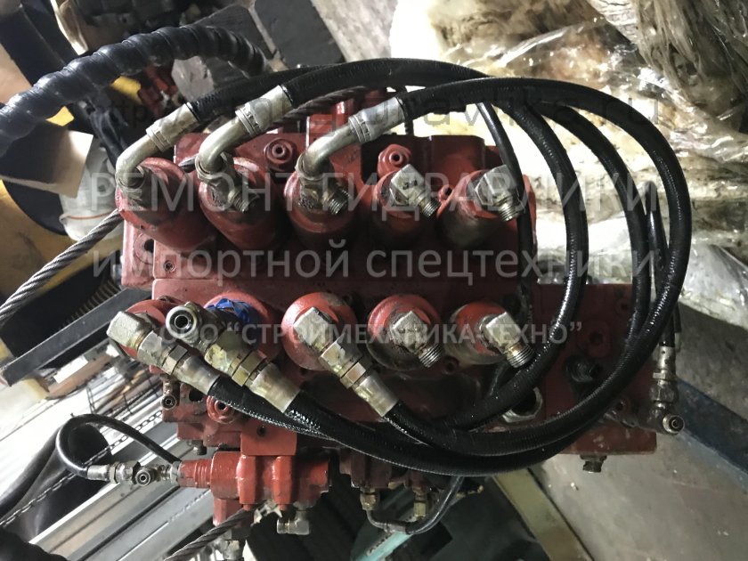 Распределитель экскаватора Хундай 320