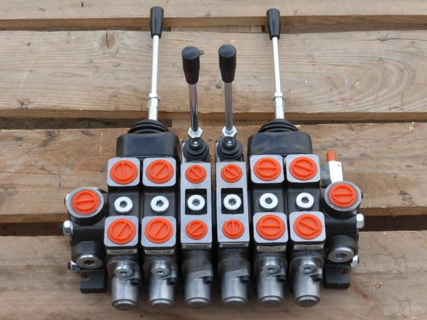 Гидрораспределитель ЭО-2626