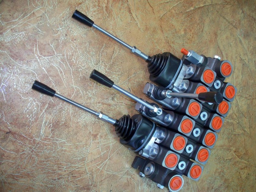 Гидрораспределитель ЭО-2626