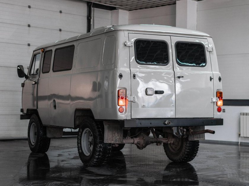 Уаз буханка 390995