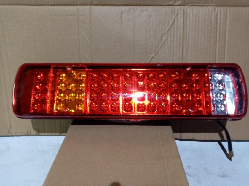 Фонарь задний Скания 4