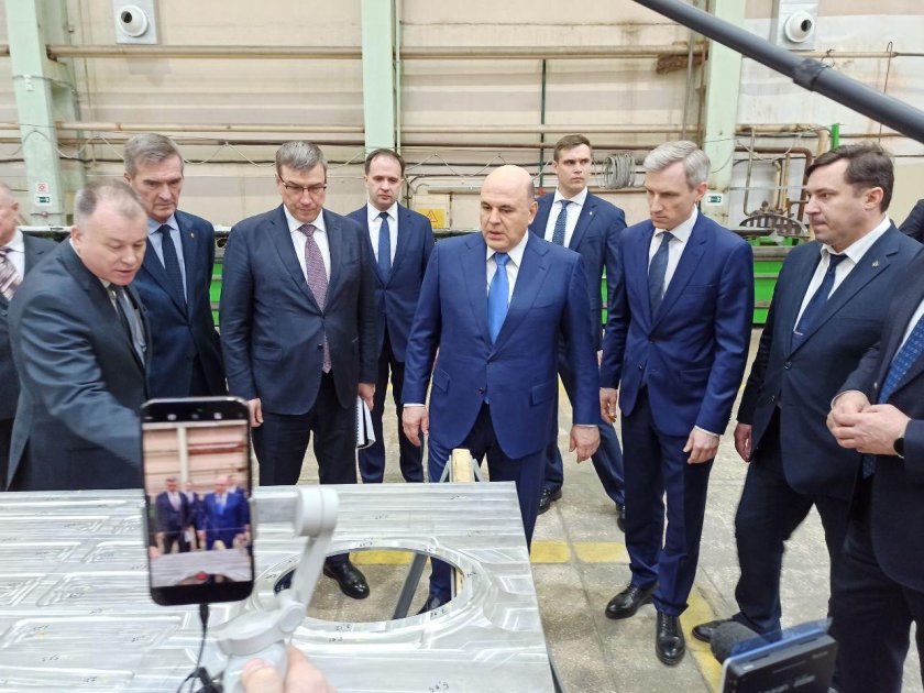 Визит Мишустина на Смоленский авиационный завод