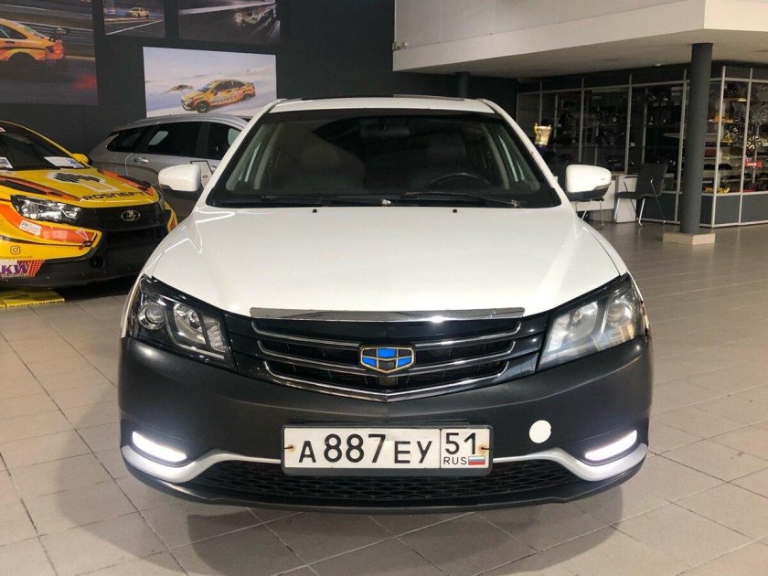 Джили эмгранд седан 2013