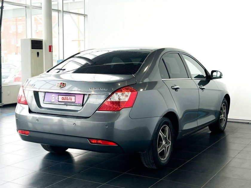 Geely Emgrand ec8
