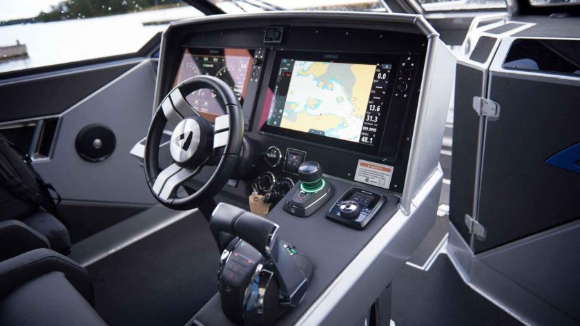 Катер анитек 1221