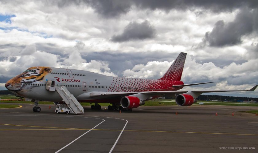 Боинг 747 Тигролет