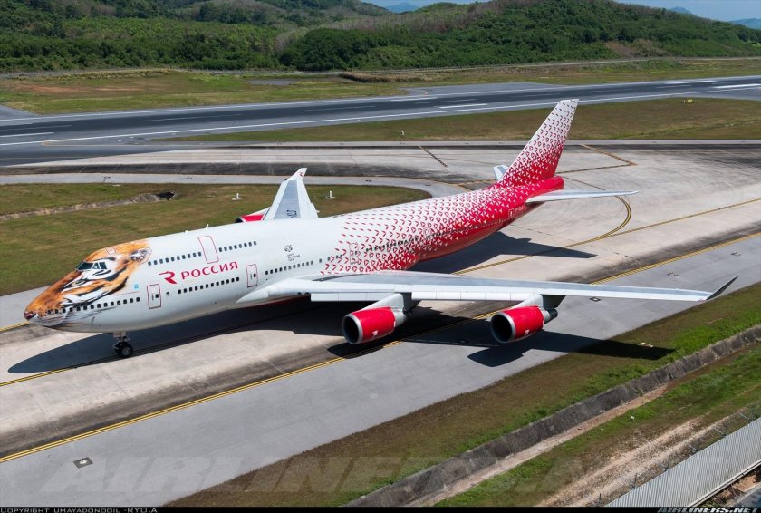 Boeing 747-400 Россия