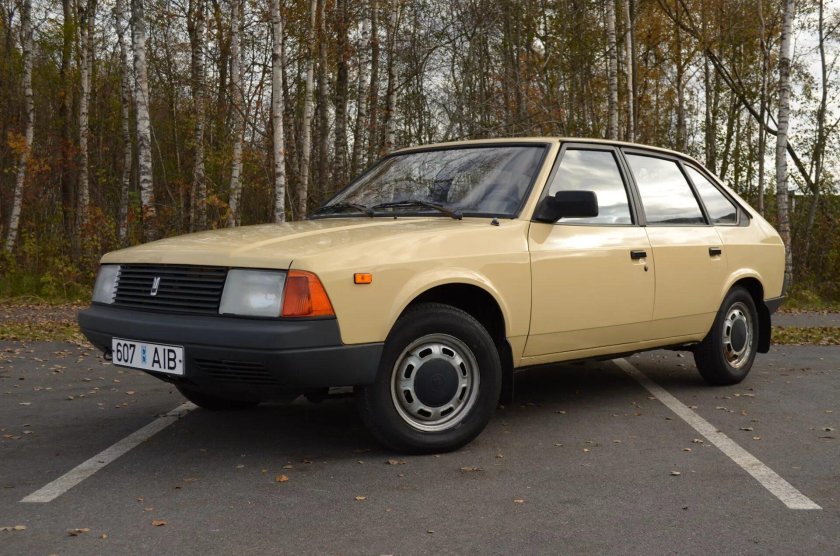 Москвич-2141 легковой