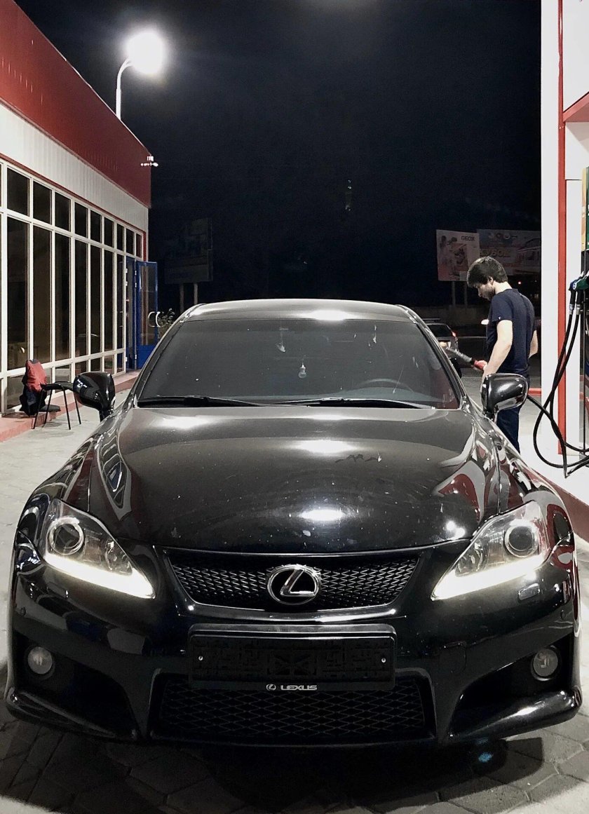 Лексус ISF 5.0