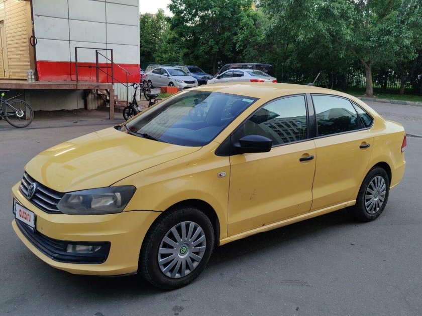 Volkswagen polo v