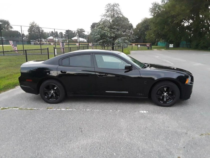 Dodge Charger 2011 после полировки