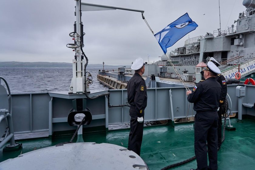 Гидрографическое судно Вайгач