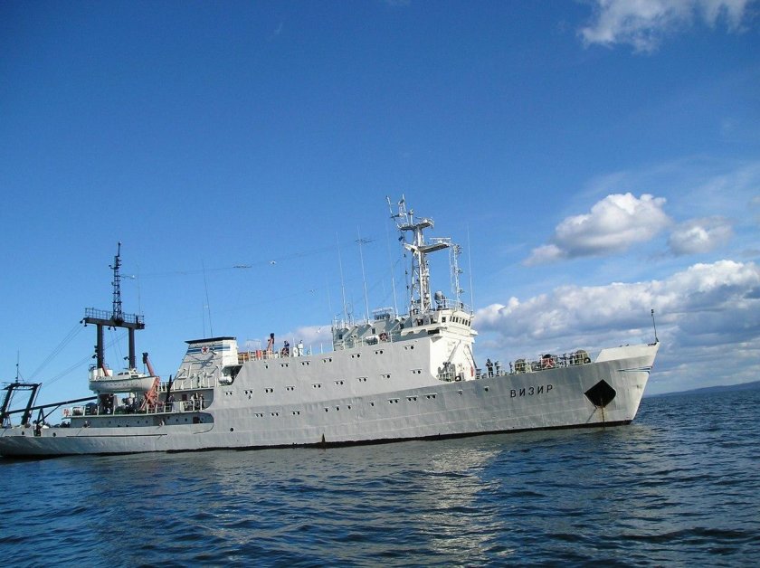 Гидрографическое судно Визир