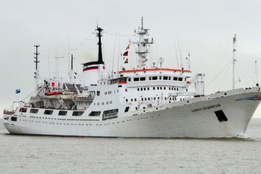 Океанографическое судно Адмирал Владимирский