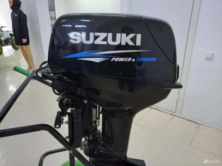 Лодочный мотор suzuki