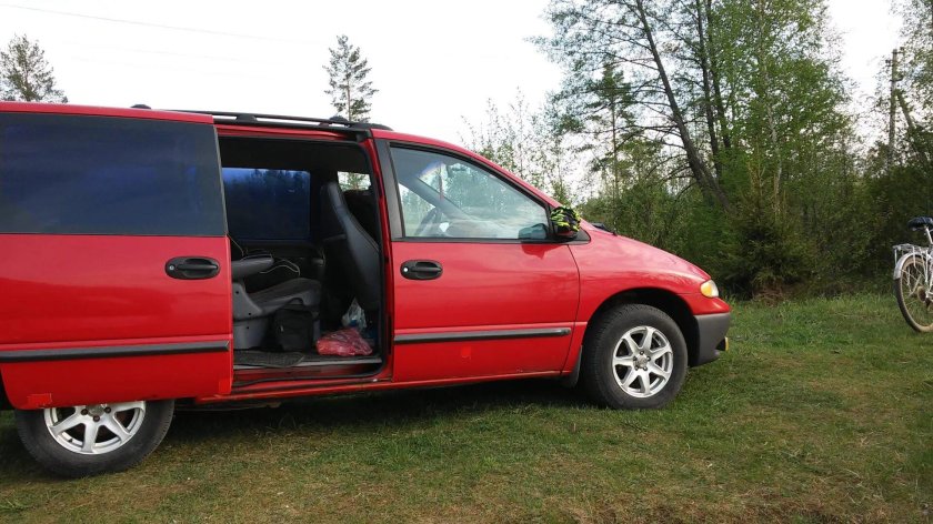 Додж Караван 2.4