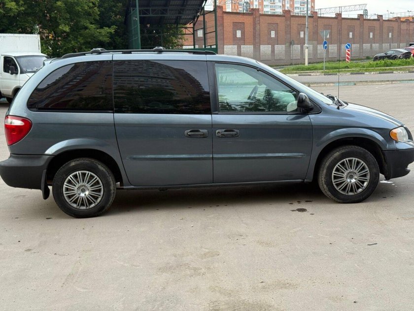 Dodge caravan 2000