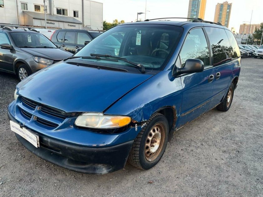 Крайслер вояджер 1999г