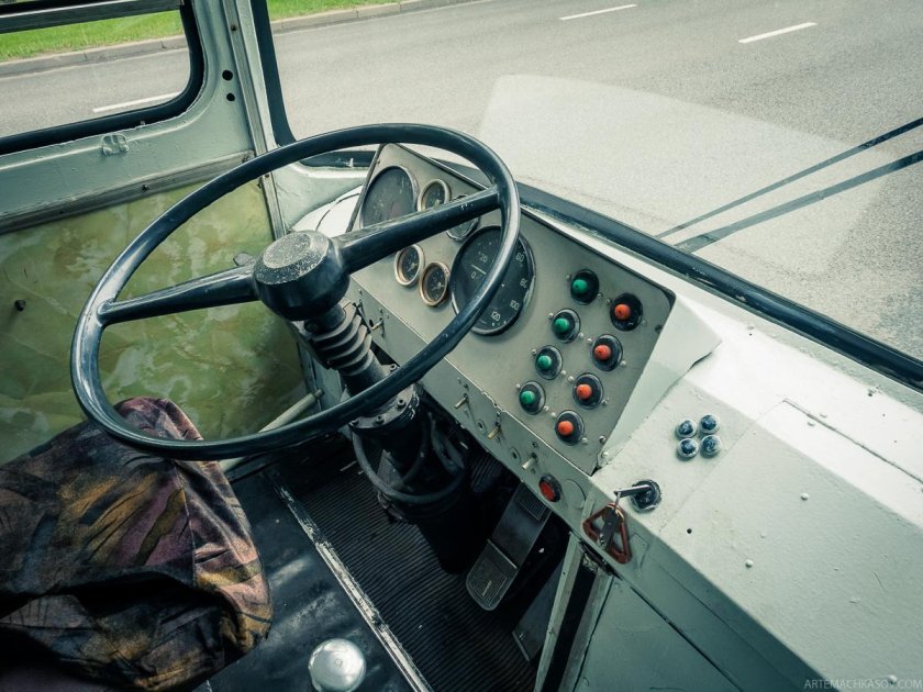 Икарус 180 кабина водителя