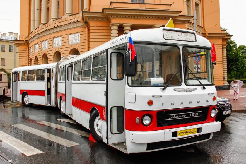 Автобус икарус