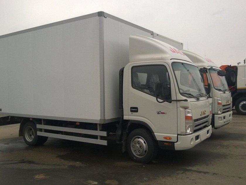 Грузовик JAC n75
