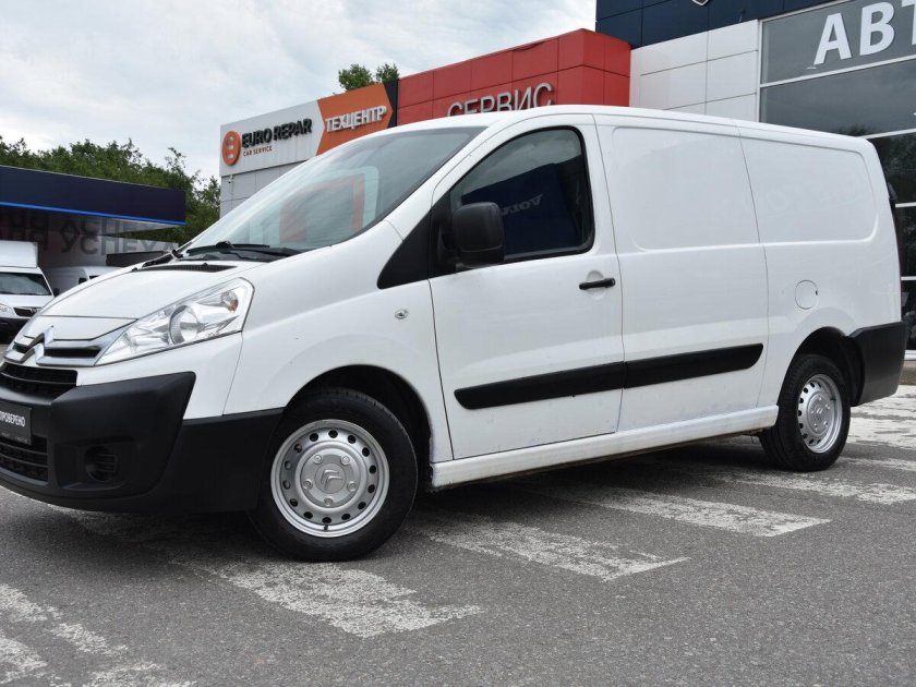 Цельнометаллические фургоны