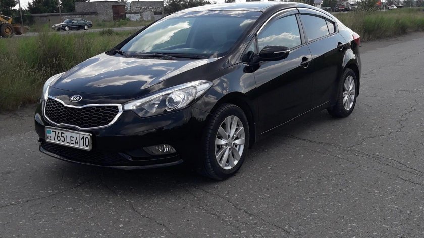 Киа Церато 2016 черная