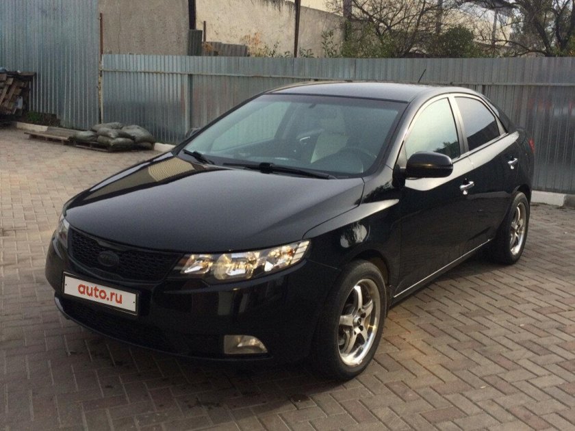 Kia Cerato 2 черная