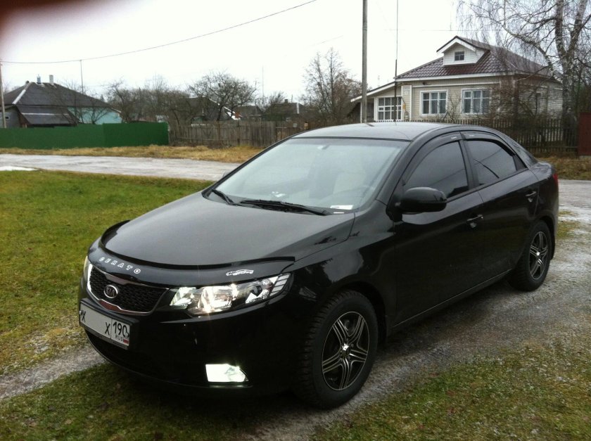 Киа Церато 2010 черная