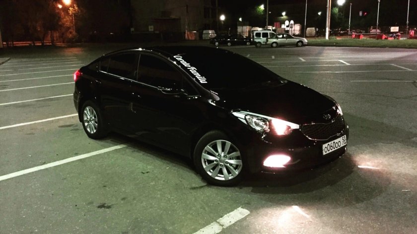 Kia Cerato 3 черная