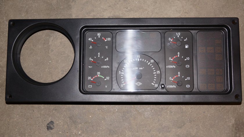 Щиток приборов МАЗ 4370