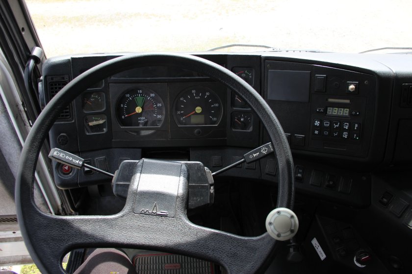 Панель приборов МАЗ 5550 самосвал