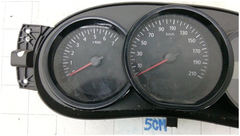 Рено Сандеро 2 щиток приборов